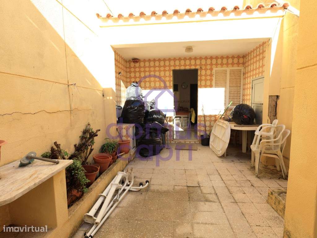 Moradia T2 + 2 com quintal e vista mar em Fuzeta-17
