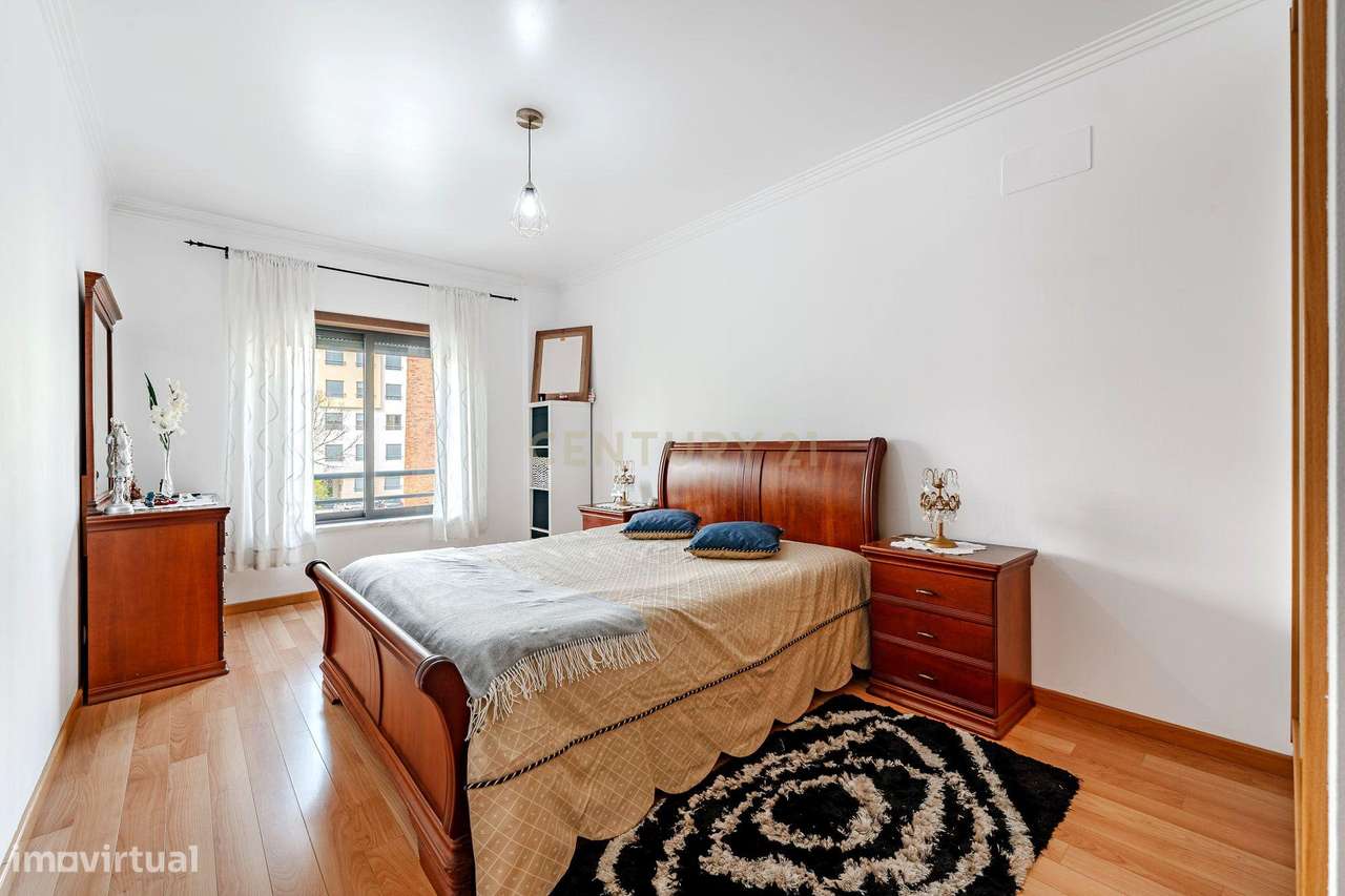 Apartamento T3 com excelente exposição solar-28