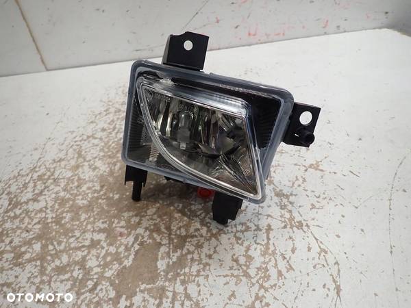 Halogen prawy OPEL VECTRA C 2002-2005 301392437 - 1