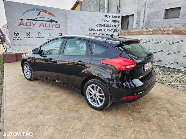 Ford Focus - 5