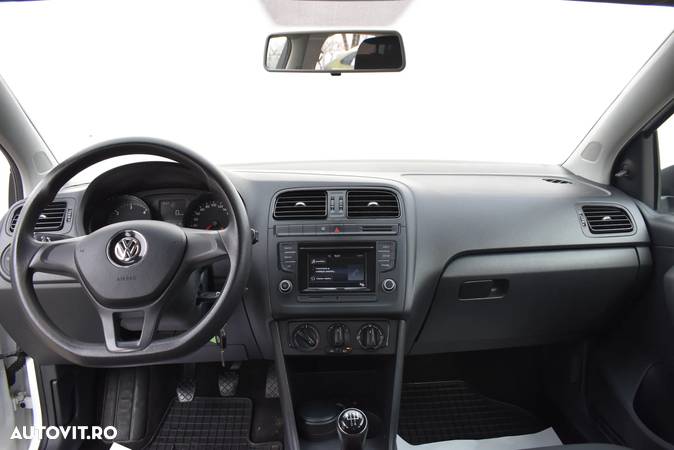 Volkswagen Polo 1.4 TDI CR BMT Trendline - 9