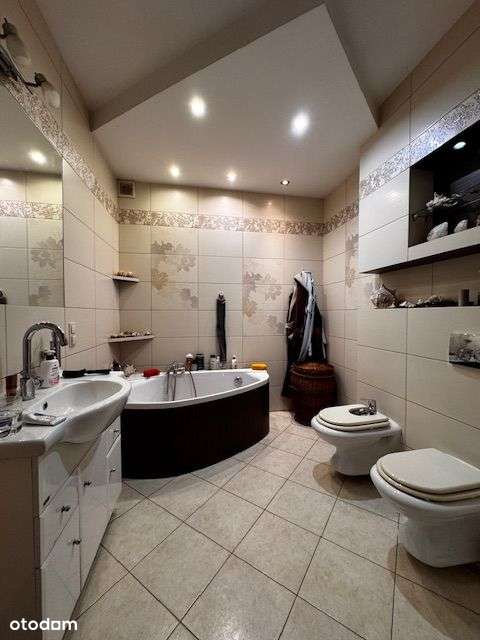 Unikatowy Dom !!! Stawki-9