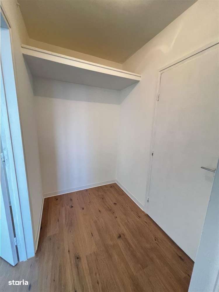 Apartament cu 2 camere balcon amplasat la etajul 2 din 4 zona Terezian-10