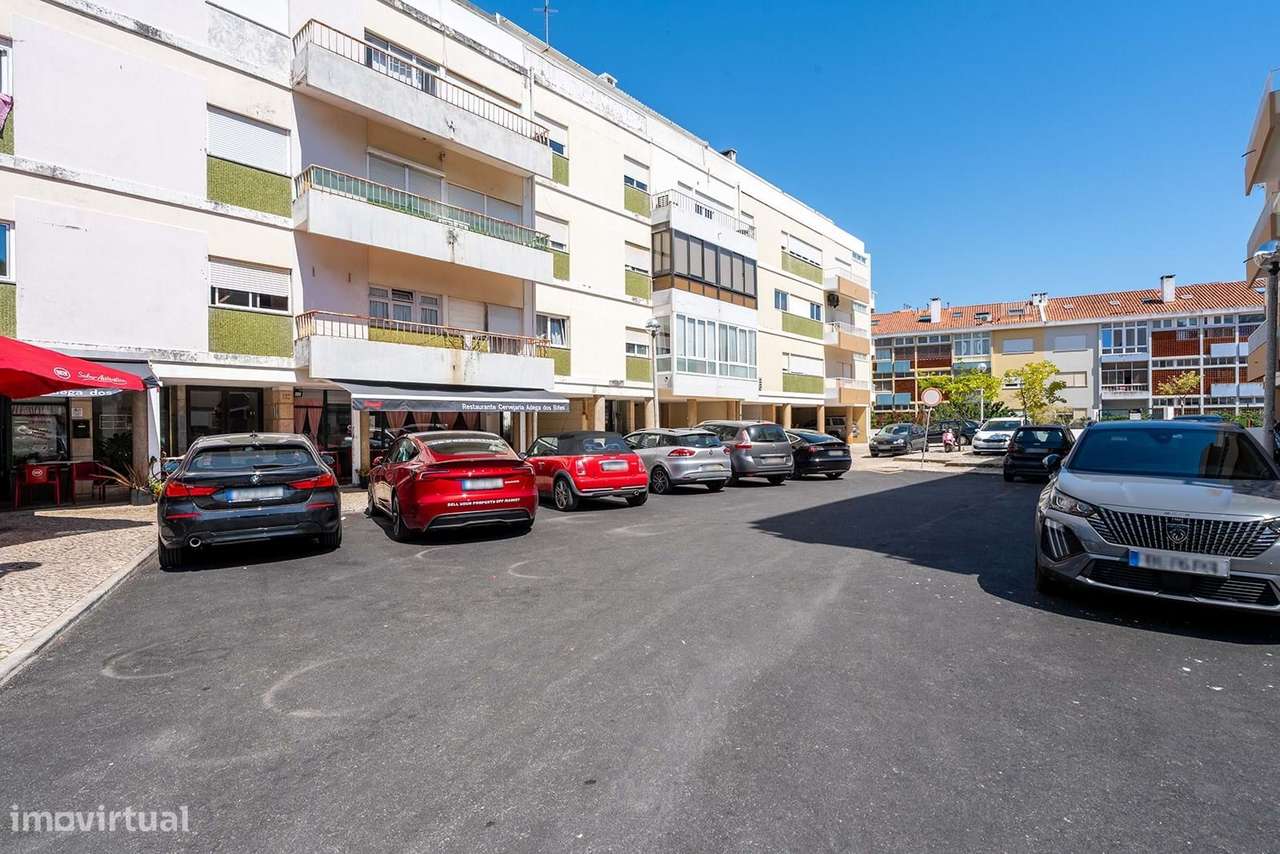 T3 Remodelado com 2 Varandas em Cascais | Pronto a Habitar-19