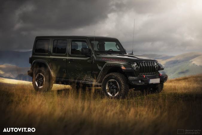 Jeep Wrangler - 1