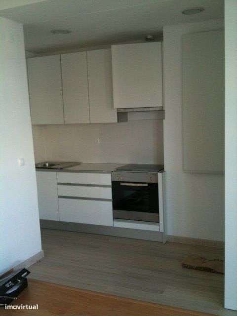 T1 Avenida EUA - Alvalade - Grande imagem: 2/7