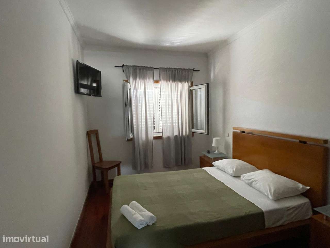 Edifício de comércio e apartamento duplex-9