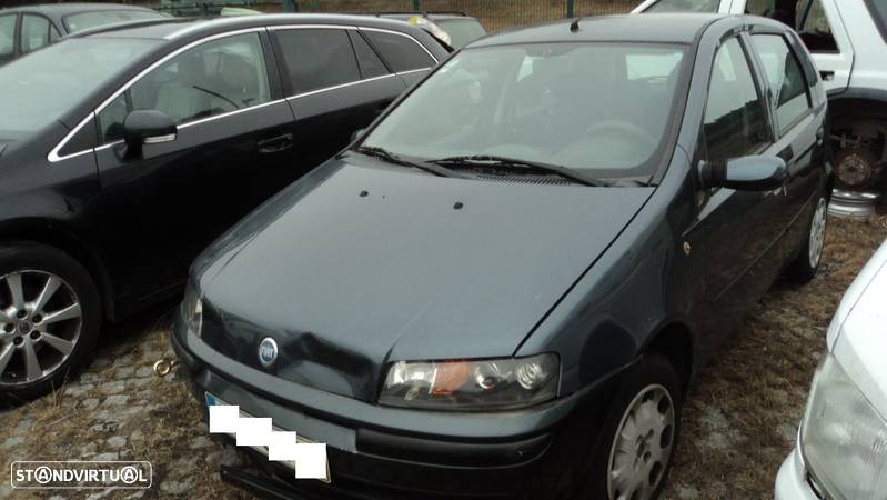 Fiat Punto 1.2 5P 2002 - Para Peças - 3