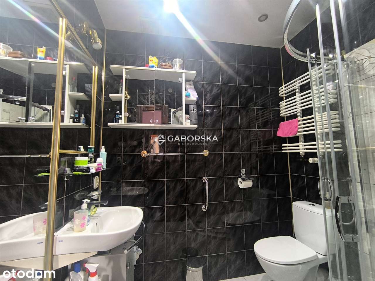 Dom w pełni umeblowany - gotowy do wprowadzenia.-13