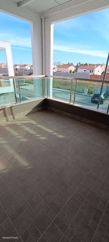 Moradia T4 Isolada na Urbanização do Bonito – Entroncamento-13