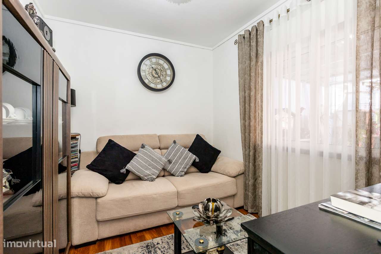 Apartamento T1 com terraço, em Barcarena-8