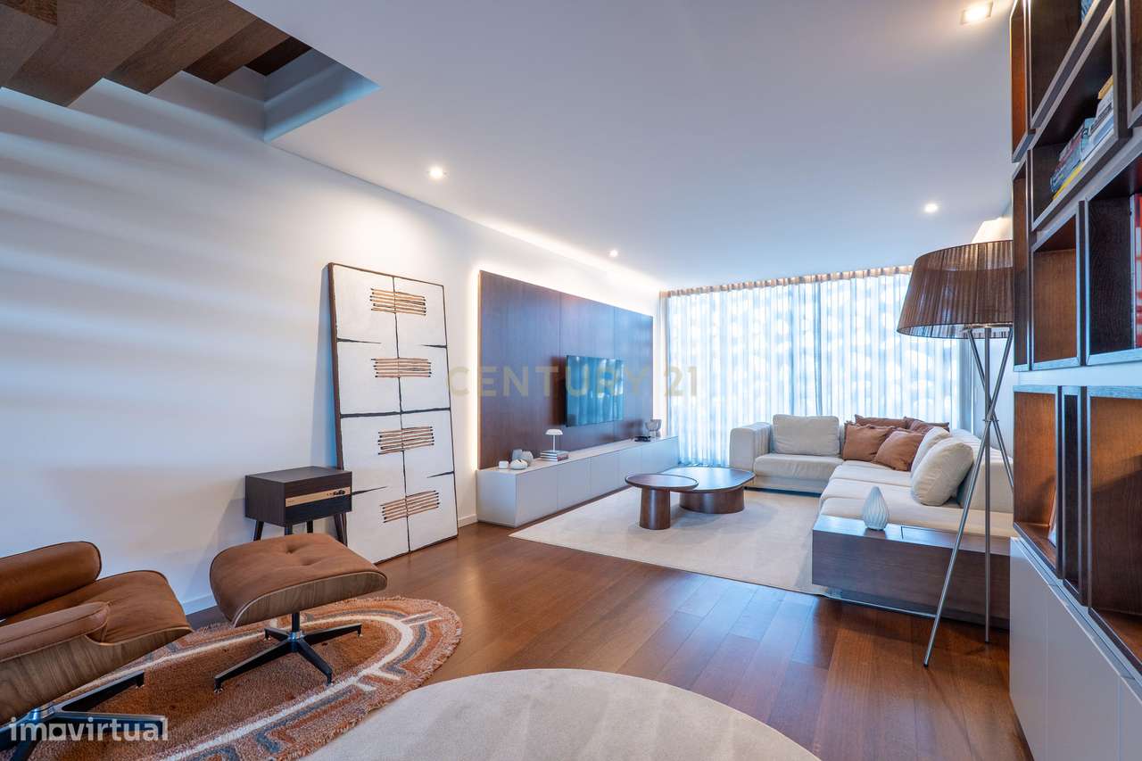 Andar de Moradia Duplex em Lavra – A 2 minutos a pé da praia! - Grande imagem: 5/31