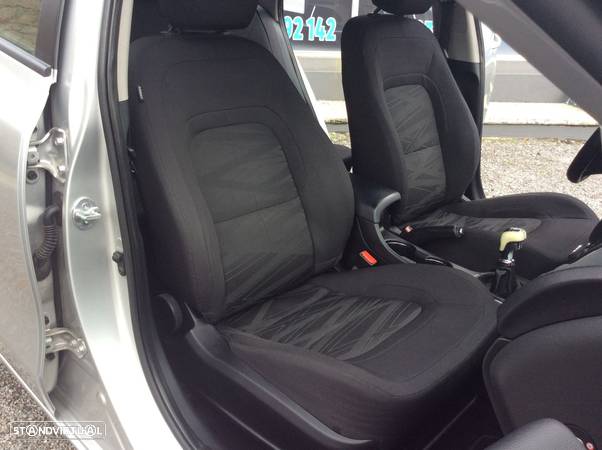 Kia Ceed SW 1.4 CRDi ECO - 38