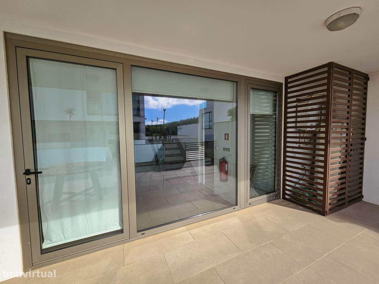 Luxo Contemporâneo à Beira-Mar _ Moradia T3+1 em Condomínio-15