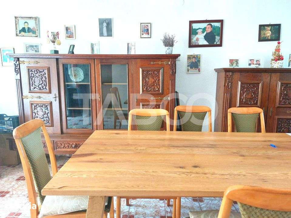 Casa cu multe oportunitati pretabila regim hotelier sau casa de locuit - Imagine principală: 4/19