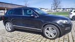 Volkswagen Touareg - 11