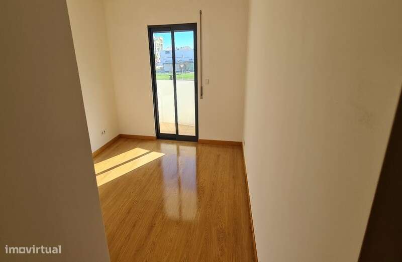 Apartamento T2 - Grande imagem: 2/10