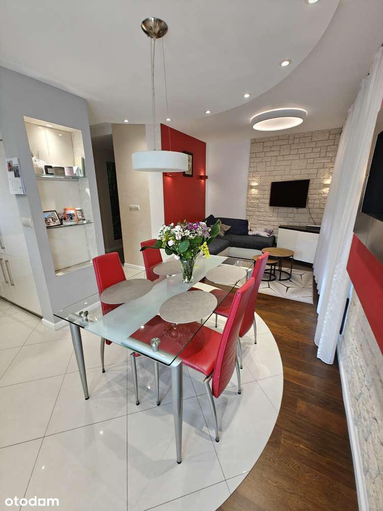 Wygodne mieszkanie 3-pokojowe●Balkon oraz dwie loggie●Miejsce garażowe-2