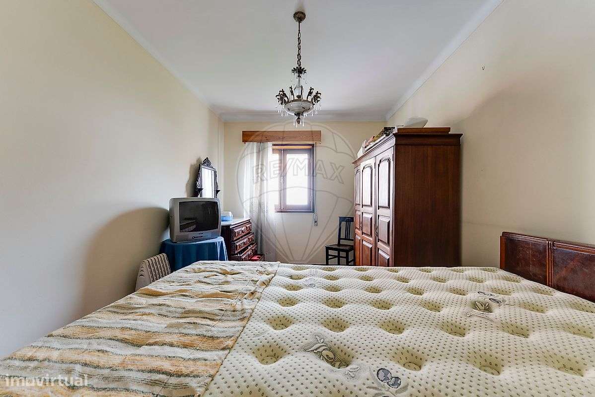 Moradia T8 para venda-4