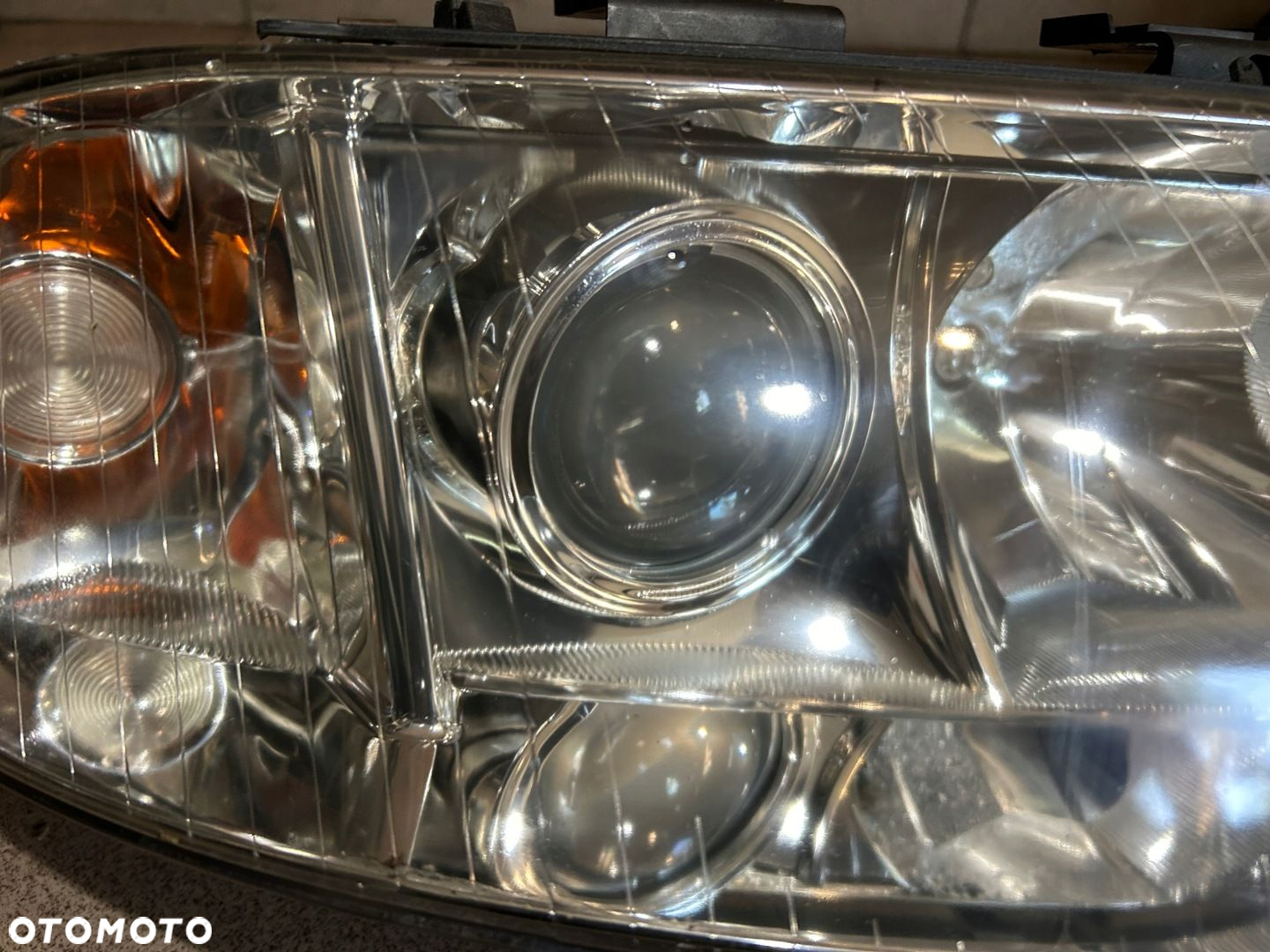 LAMPA PRAWA PRZÓD BI XENON AUDI A6 C5 LIFT - 4