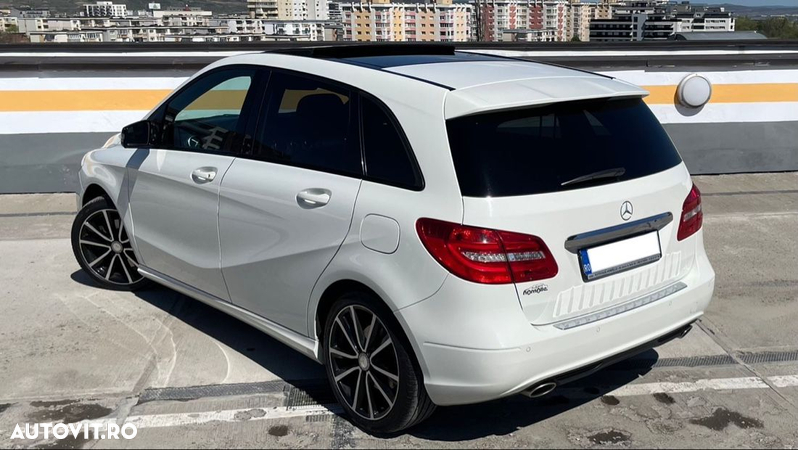 Mercedes-Benz B 220 d 7G-DCT - 4