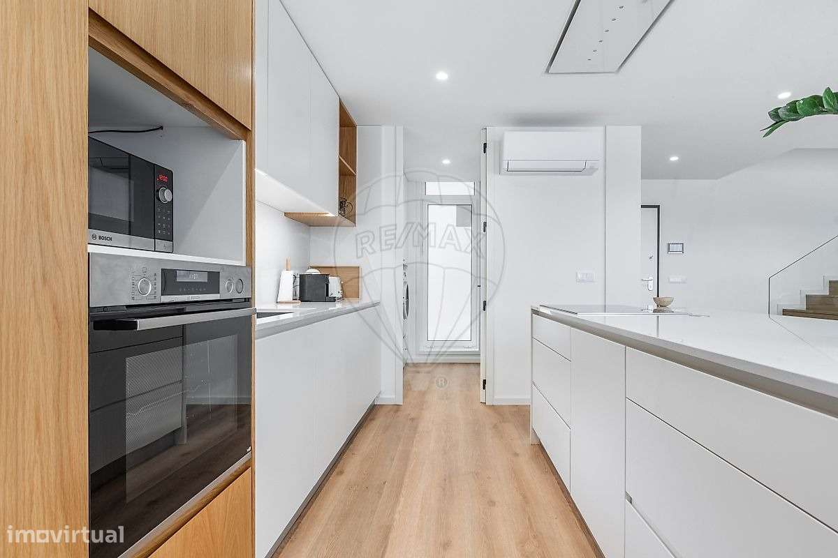 Apartamento T3 Duplex Novo | São Torcato, Guimarães-1