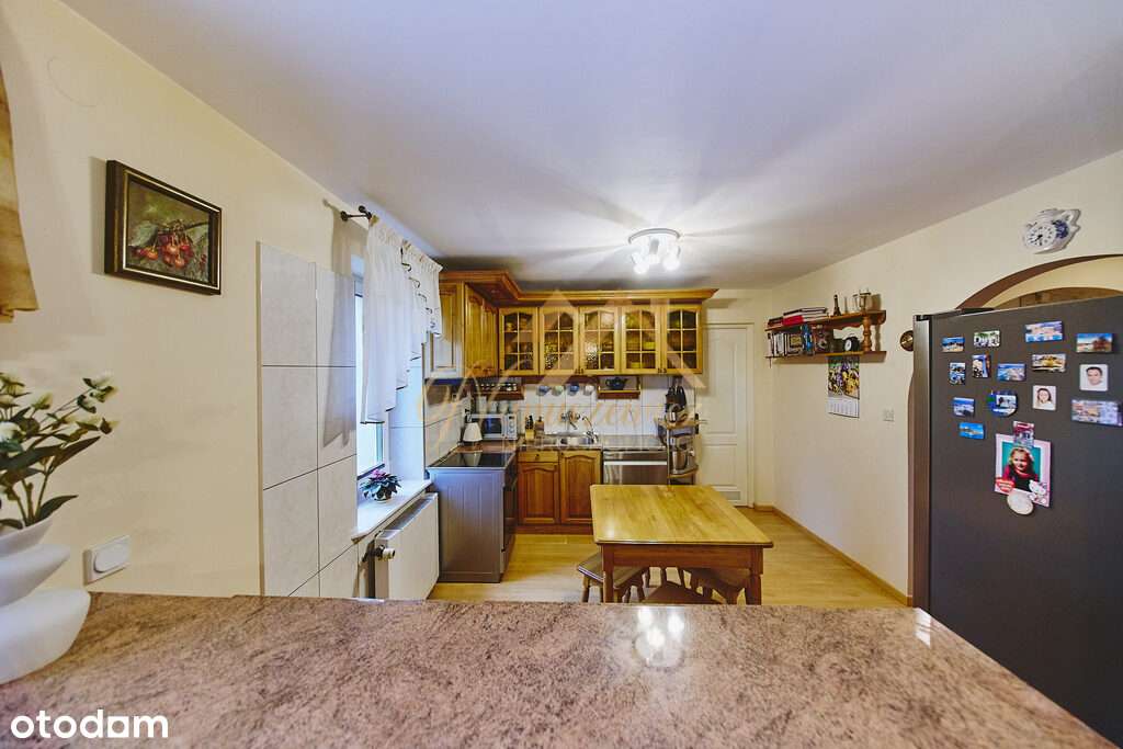 Dom z pompą ciepła i fotowoltaiką | Duża działka-9