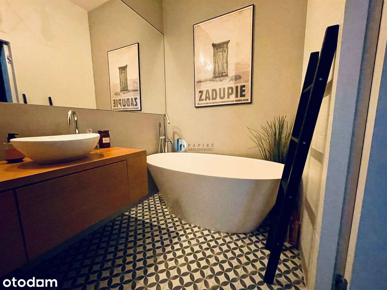 nowoczesne mieszkanie 3 metry wysokości, taras 10-7