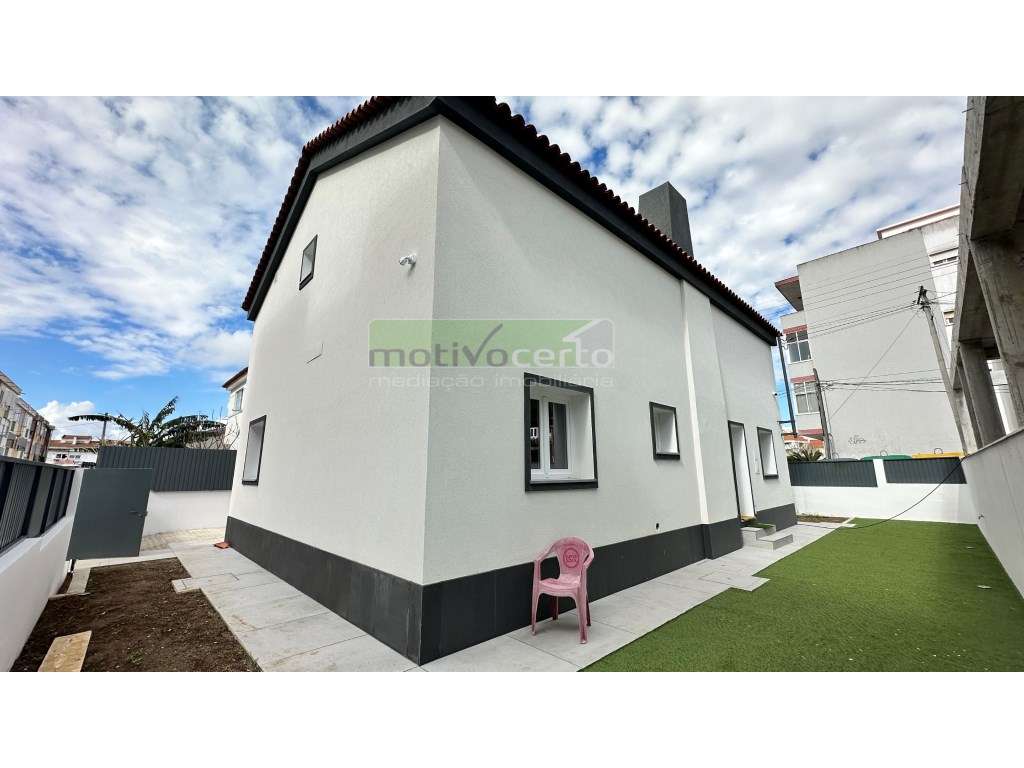 Possibilidade de PERMUTA - Moradia Isolada T4 no Cacém, Sintra. Aca...-23