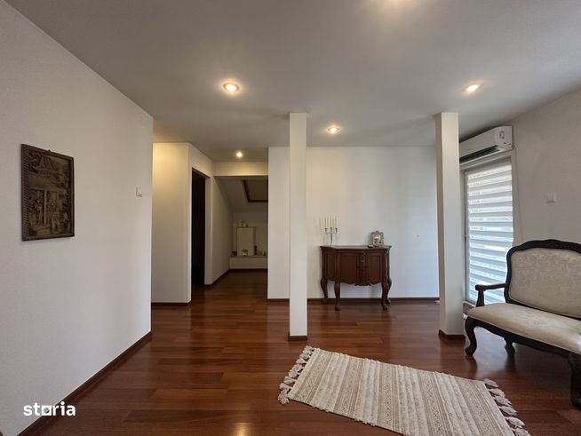 Agentia imobiliara VIGAFON vinde casa 5 camere Sud-7