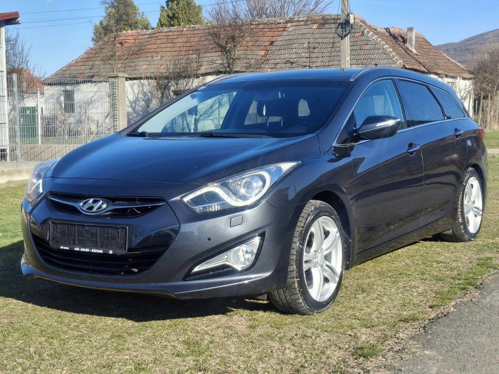 Hyundai i40 i40cw 1.7 CRDi Premium 2012