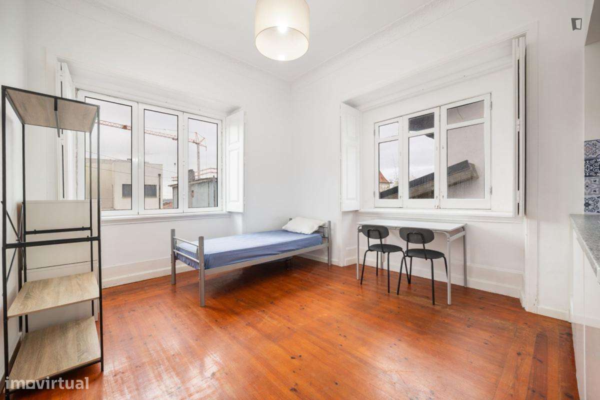 Estúdio - localizado em São Jerónimo Coimbra - Grande imagem: 3/5