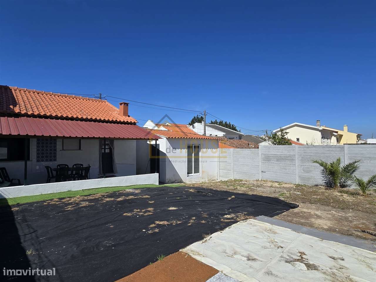 Moradia com espaço exterior e garagem no Bombarral-19