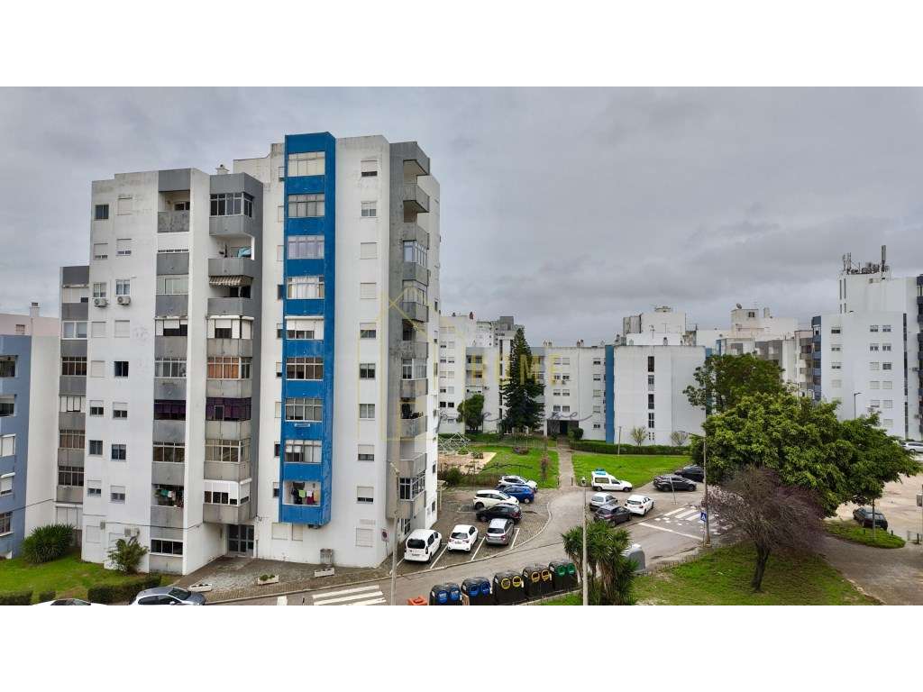 Apartamento T3 Urbanização LOIOS-39