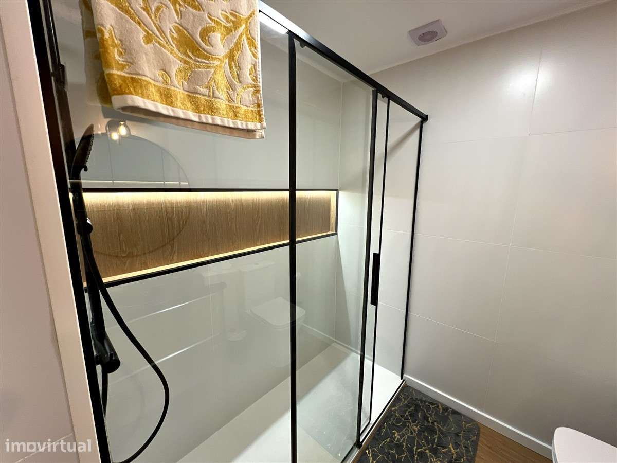 T1+1 Remodelado, mobilado e equipado, centro Póvoa de Varzim-8