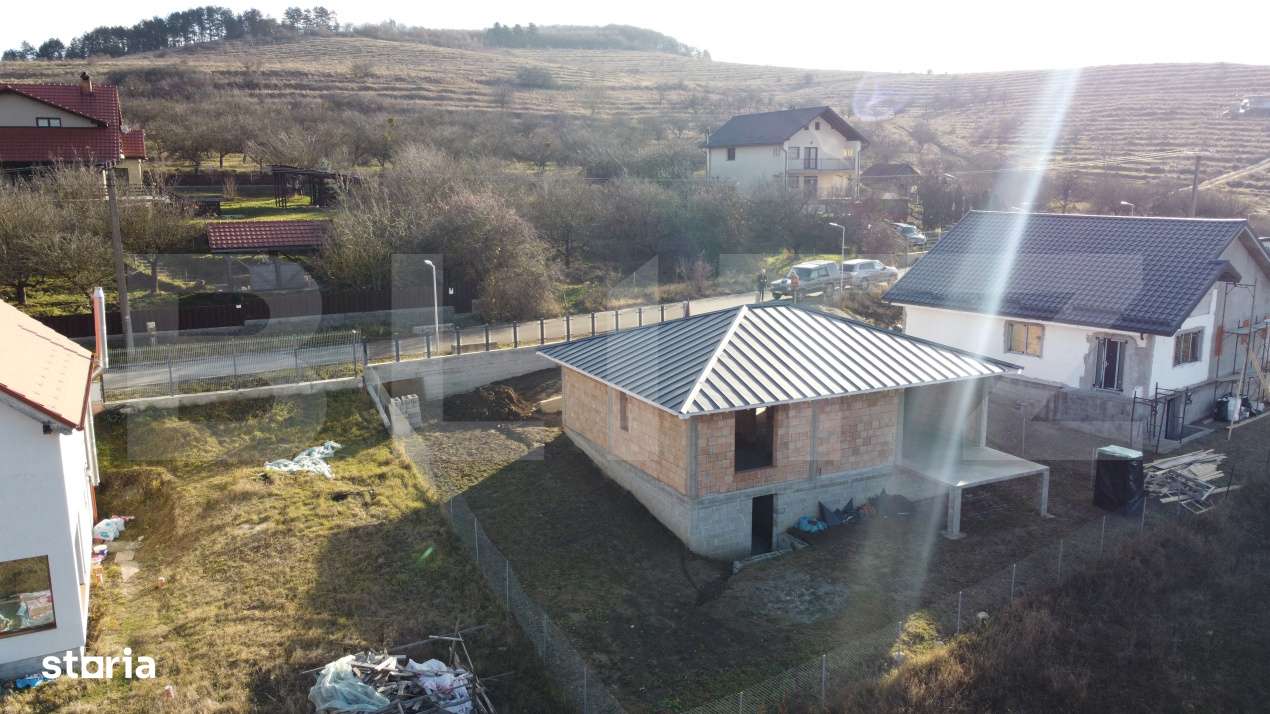 Casa de vanzare in Suceagu - langa spitalul Medicover - Imagine principală: 5/8