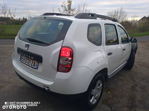 Dacia Duster 1.6 SCe Essential - 3