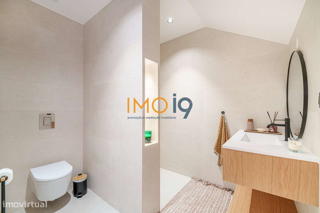 Moradia T4 com Vista Panorâmica em Fátima-20