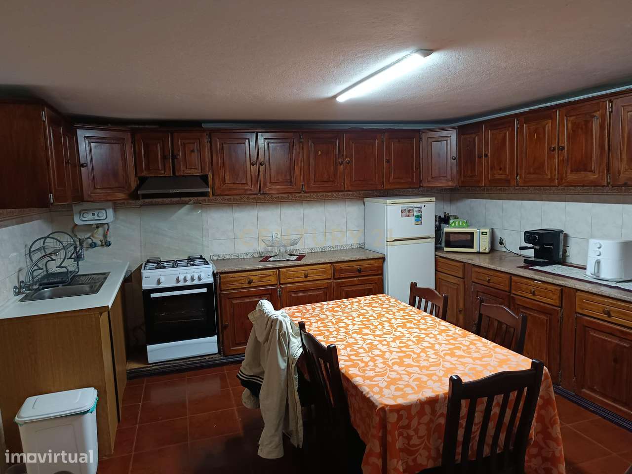 Moradia T3+ 2 em São Vicente Ferreira - Ponta Delgada (Açores) - Grande imagem: 4/23