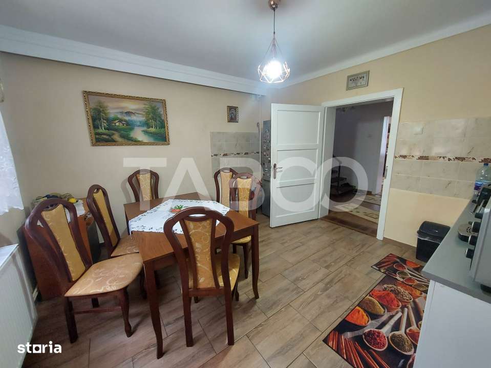Casa de vanzare teren 950 mp si deschidere 21 m in zona Calea Poplacii - Imagine principală: 5/13