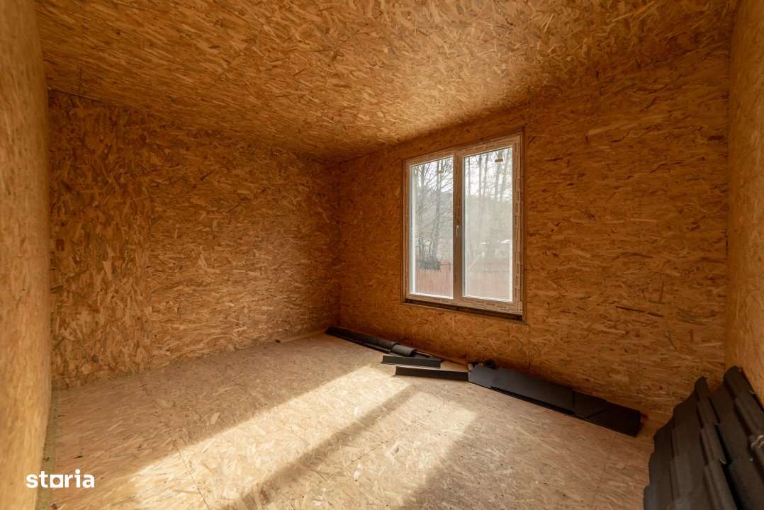 Casa moderna cu 5 camere intr-o zona linistita de deal - Imagine principală: 4/12