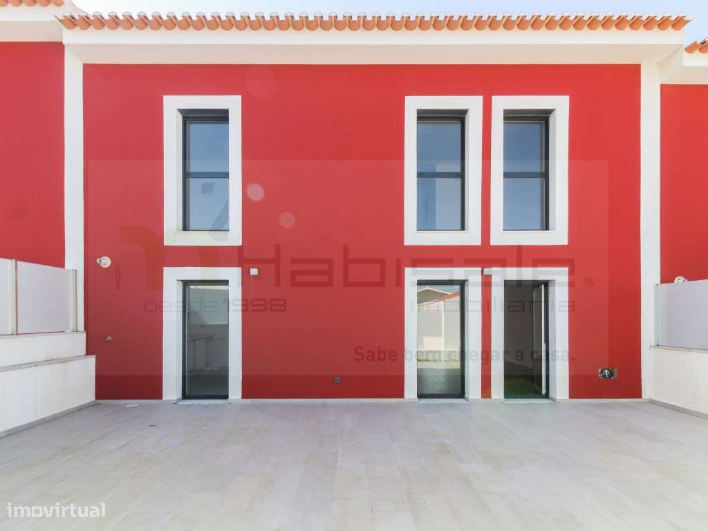 Moradia junto a Quinta da Marinha, a 1,5 Km da praia do Guincho-3