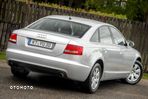 Audi A6 2.4 - 16
