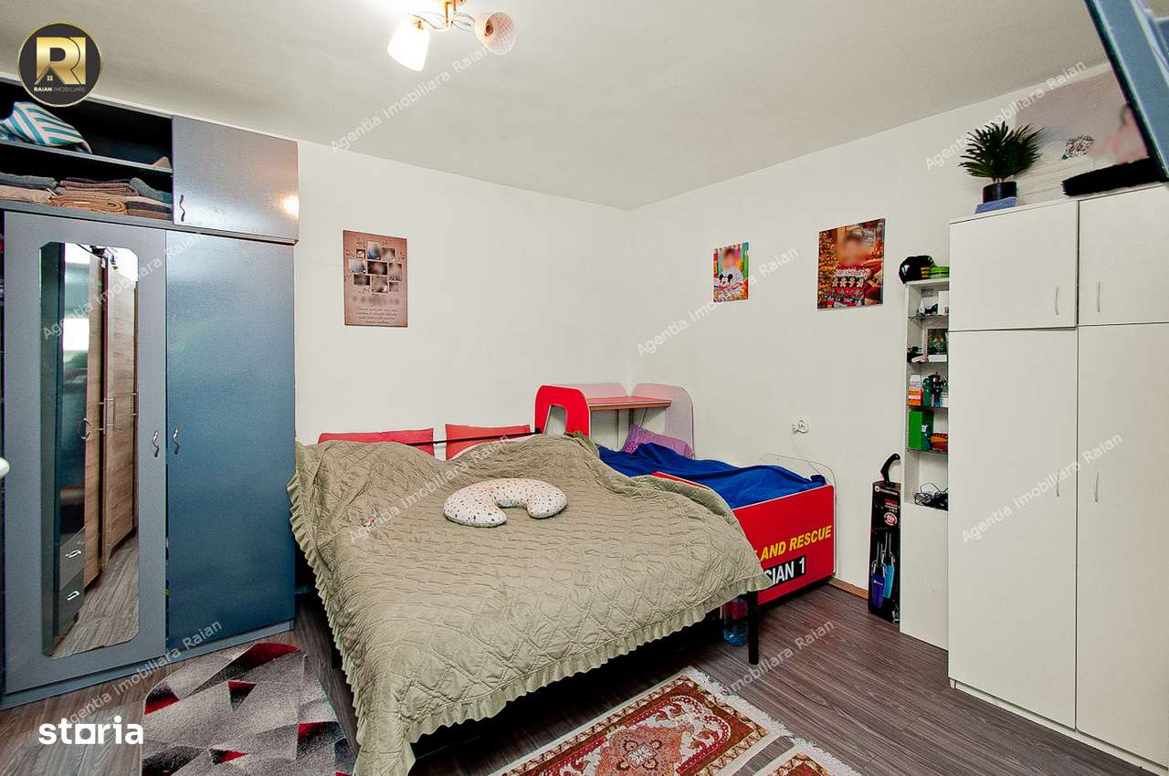 Vanzare casa, Galati, str.Traian,aproape de Shopping City,teren 370 mp - Imagine principală: 4/8