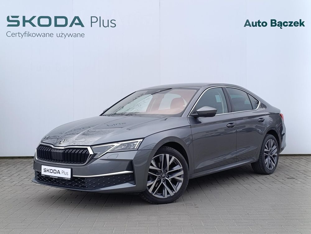 Octavia Skoda 1.5 tsi mhev selection dsg