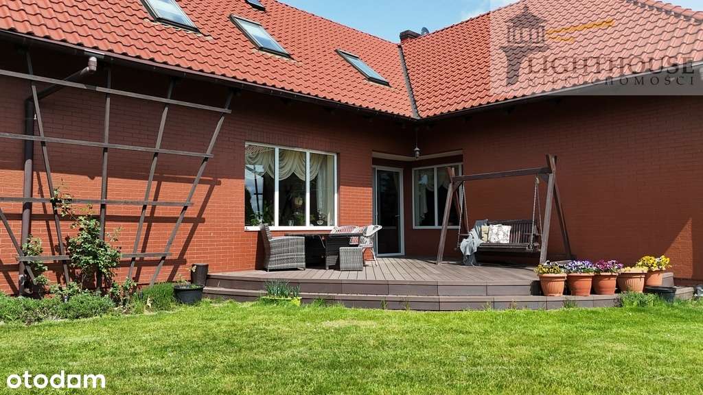 Dom w Trąbkach Wlk. z potencjałem Biznesowym-3