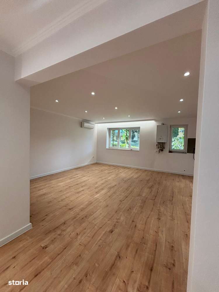 Apartament recent renovat,3 camere, boxa, strada Mehedinti, Manastur - Imagine principală: 3/13