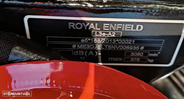 Royal Enfield Classic 350 Chrome Red - 27