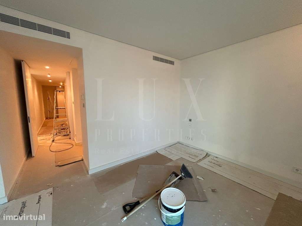 APARTAMENTO T1 DE LUXO EM PRESTIGIADO CONDOMÍNIO DE CASCAIS-32