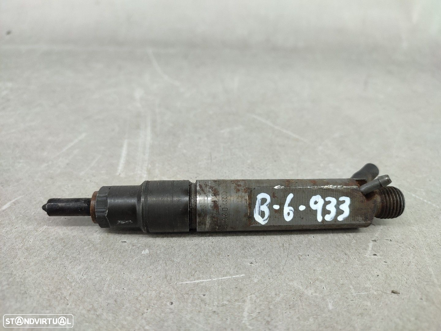 Injector Volkswagen Passat Variant (3B5) - 4